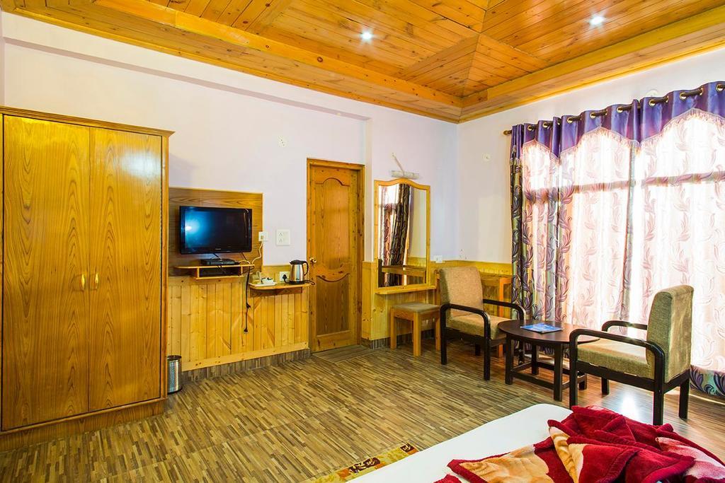 Village Live In Resort Chail Zewnętrze zdjęcie