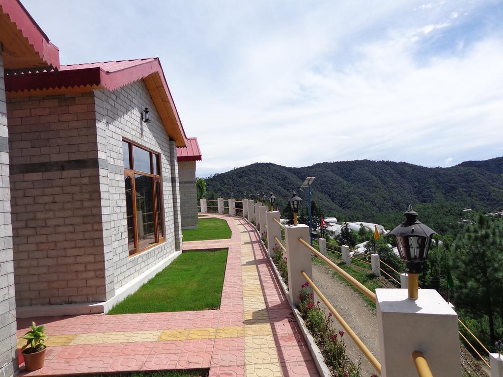 Village Live In Resort Chail Zewnętrze zdjęcie