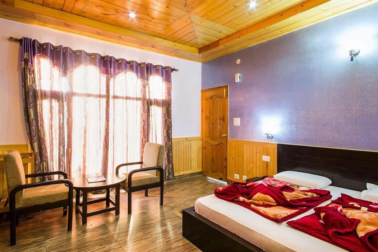 Village Live In Resort Chail Zewnętrze zdjęcie